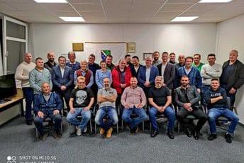 Delegacija Bošnjačke stranke u posjeti dijaspori u Švajcarskoj: Naša dijaspora zainteresovana za ulaganja u CG Delegacija Bošnjačke stranke u posjeti dijaspori u Švajcarskoj: Naša dijaspora zainteresovana za ulaganja u CG