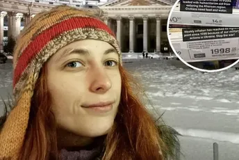 Ruskinja uhapšena jer je cijene u marketima zamijenila ceduljicama sa ratnim informacijama Ruskinja uhapšena jer je cijene u marketima zamijenila ceduljicama sa ratnim informacijama