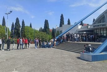 Veliko interesovanje navijača za sjutrašnji derbi Budućnost Volija i Crvene zvezde Veliko interesovanje navijača za sjutrašnji derbi Budućnost Volija i Crvene zvezde