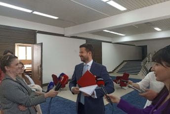 Milatović: Manjinska vlada nedemokratska i satelitska jer zavisi od političke volje DPS-a Milatović: Manjinska vlada nedemokratska i satelitska jer zavisi od političke volje DPS-a