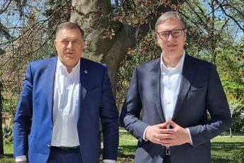 Vučić sa Dodikom: Mir i stabilnost regiona suštinski interes Vučić sa Dodikom: Mir i stabilnost regiona suštinski interes