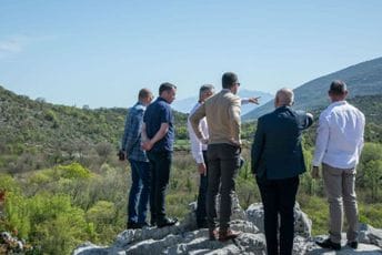 Vuković: Na korak do rješavanja višedecenijskog problema vodosnabdijevanja Lješanske nahije Vuković: Na korak do rješavanja višedecenijskog problema vodosnabdijevanja Lješanske nahije