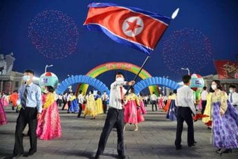 Sjeverna Koreja obilježila najvažniji praznik bez vojne parade (FOTO)
