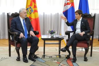 Brnabić Krivokapiću: Da li Vas je bar malo sramota? Brnabić Krivokapiću: Da li Vas je bar malo sramota?