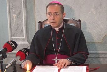 Nadbiskup barski pozvao na prekid rata u Ukrajini Nadbiskup barski pozvao na prekid rata u Ukrajini