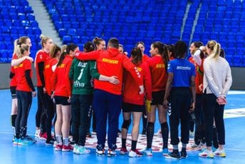 Okupile se rukometašice, sljedeće sedmice dva meča protiv Slovenije Okupile se rukometašice, sljedeće sedmice dva meča protiv Slovenije