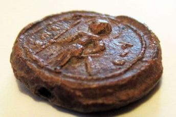 Pečat arhonta Petra još nije zaštićen kao kulturno dobro: Sedam godina oklijevanja države da vrati što joj pripada Pečat arhonta Petra još nije zaštićen kao kulturno dobro: Sedam godina oklijevanja države da vrati što joj pripada