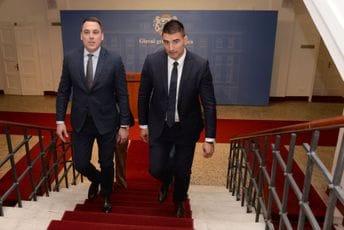 Glavni grad će Opštini Šavnik donirati sredstva za rekonstrukciju dječijeg igrališta Glavni grad će Opštini Šavnik donirati sredstva za rekonstrukciju dječijeg igrališta