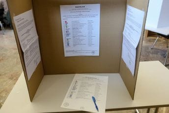 Da li Janša ide u opoziciju: Slovenija odlučuje, očekuje se visoka izlaznost Da li Janša ide u opoziciju: Slovenija odlučuje, očekuje se visoka izlaznost