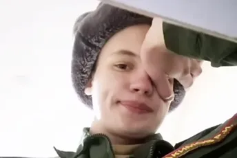Najmlađi ruski vojnik ubijen u Ukrajini imao 18 godina, posthumno ga odlikovao Putin Najmlađi ruski vojnik ubijen u Ukrajini imao 18 godina, posthumno ga odlikovao Putin