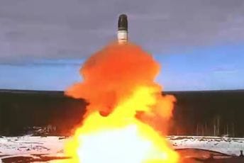 (VIDEO) Rusija lansirala interkontinentalnu balističku raketu