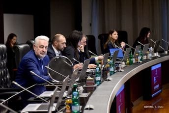 Strateške planove razvoja nije usvojilo osam opština Strateške planove razvoja nije usvojilo osam opština