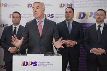 Đukanović: Bolje manjinska Vlada nego posmrtni ostaci Krivokapićeve Đukanović: Bolje manjinska Vlada nego posmrtni ostaci Krivokapićeve