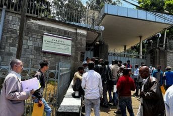 Etiopljani u redovima čekali da se prijave za pridruživanje ruskoj vojci u Ukrajini Etiopljani u redovima čekali da se prijave za pridruživanje ruskoj vojci u Ukrajini