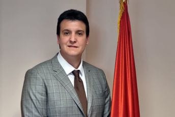 Advokatska komora: Milovićevi stavovi nedolični, paušalni i proizvoljni Advokatska komora: Milovićevi stavovi nedolični, paušalni i proizvoljni