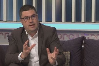 Rovčanin: Drastično povećati zastupljenost ćirilice u Crnoj Gori