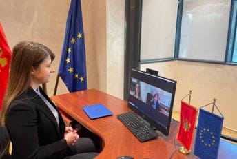 Srzentić: Crna Gora će osnažiti žene i ranjive društvene grupe Srzentić: Crna Gora će osnažiti žene i ranjive društvene grupe