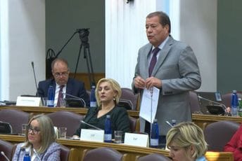 Ivanović: DPS pada i treba da pada, Đukanović neće uspjeti da ih spasi od poraza u Podgorici Ivanović: DPS pada i treba da pada, Đukanović neće uspjeti da ih spasi od poraza u Podgorici