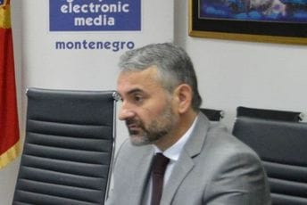 Vuković prošle godine sam tražio da utvrde postoji li konflikt Vuković prošle godine sam tražio da utvrde postoji li konflikt