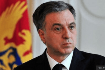 Vujanović Milatoviću: Proći će i Vaš predsjednički mandat, ostaće riječi i dijela koja se pamte ili po zlu ili dobru Vujanović Milatoviću: Proći će i Vaš predsjednički mandat, ostaće riječi i dijela koja se pamte ili po zlu ili dobru