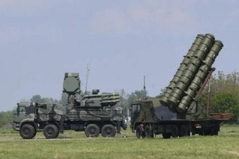 AP: Srbija prikazala kineski raketni sistem, uprkos zabrinutosti Zapada i susjeda AP: Srbija prikazala kineski raketni sistem, uprkos zabrinutosti Zapada i susjeda