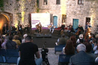 U Starom Baru otvorena arheološka postavka u obnovljenoj Arhiepiskopskoj palati U Starom Baru otvorena arheološka postavka u obnovljenoj Arhiepiskopskoj palati