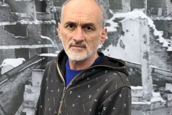 Stranci u (bijeloj) noći Stranci u (bijeloj) noći