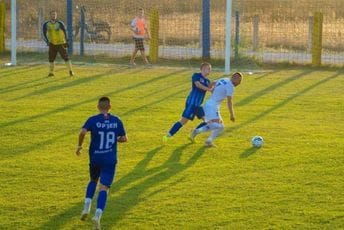 Nevjerovatna utakmica u Baru: Nastupili sa sedam igrača i - pobijedili Nevjerovatna utakmica u Baru: Nastupili sa sedam igrača i - pobijedili