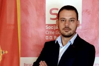 Apel Abazoviću: Držite SNP što dalje od bilo čega što ima veze sa zapošljavanjem Apel Abazoviću: Držite SNP što dalje od bilo čega što ima veze sa zapošljavanjem