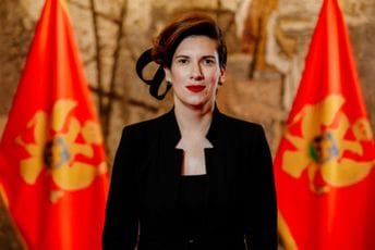 Vlaović: Najoštrije osuđujem prijetenje upućene redakciji Antene M, odgovor države mora biti brz i efikasan Vlaović: Najoštrije osuđujem prijetenje upućene redakciji Antene M, odgovor države mora biti brz i efikasan