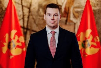 Adžić: Obaveza države da omogući zakonit, bezbjedan, efikasan i transparentan rad medija Adžić: Obaveza države da omogući zakonit, bezbjedan, efikasan i transparentan rad medija