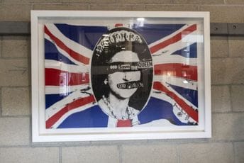 Seks Pistolsi ponovo izdaju „God Save The Queen“, povodom kraljičinog jubileja Seks Pistolsi ponovo izdaju „God Save The Queen“, povodom kraljičinog jubileja