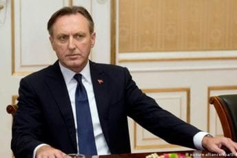 Krivokapić: EU ne traži od nas da Crkvu Srbije favorizujemo, nego da je dovedemo u red Krivokapić: EU ne traži od nas da Crkvu Srbije favorizujemo, nego da je dovedemo u red