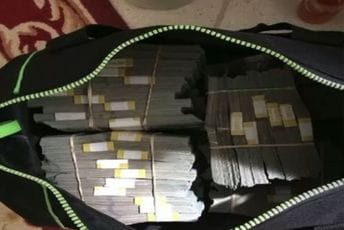 Kupio skladište za 500 dolara, unutra pronašao 7,5 miliona Kupio skladište za 500 dolara, unutra pronašao 7,5 miliona