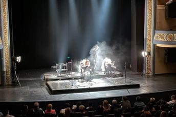 Zetski dom gostovao u Sarajevu, reakcije publike izuzetne Zetski dom gostovao u Sarajevu, reakcije publike izuzetne