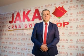 Striković: Zakoni koje je Đukanović odbio da proglasi su definitivno propali nakon odluke Milatovića