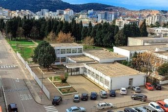 Nastavnica na bolovanju, zabrana rada na čekanju Nastavnica na bolovanju, zabrana rada na čekanju