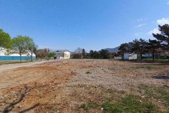 Jedna od opcija je da djeca iz Maslina nastavu pohađaju u novoj školi u Tološima Jedna od opcija je da djeca iz Maslina nastavu pohađaju u novoj školi u Tološima