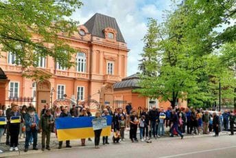 Cetinje za Ukrajinu: Rat je uvijek zločin Cetinje za Ukrajinu: Rat je uvijek zločin