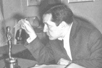 Veliki stvaralački pečat sa krunom na mapi Holivuda Veliki stvaralački pečat sa krunom na mapi Holivuda