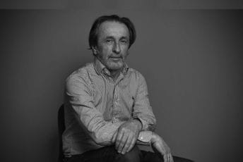 Preminuo Veselin Simonović, glavni i odgovorni urednik portala Nova.rs Preminuo Veselin Simonović, glavni i odgovorni urednik portala Nova.rs