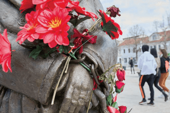 Litije probudile ekstremnu desnicu Litije probudile ekstremnu desnicu