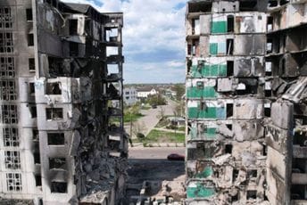 Borelj: EU bi trebalo da zaplijeni ruske rezerve za obnovu Ukrajine Borelj: EU bi trebalo da zaplijeni ruske rezerve za obnovu Ukrajine