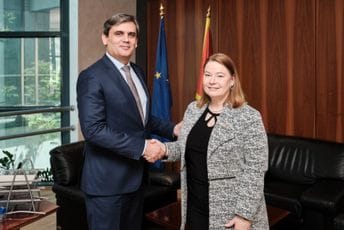 Ibrahimović-Rajnke: Što prije riješiti izazove kako bi Crna Gora postala punopravna članica EU Ibrahimović-Rajnke: Što prije riješiti izazove kako bi Crna Gora postala punopravna članica EU