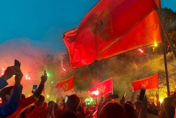 Hiljade građana obilježile Dan pobjede na Belvederu (FOTO / VIDEO) Hiljade građana obilježile Dan pobjede na Belvederu (FOTO / VIDEO)