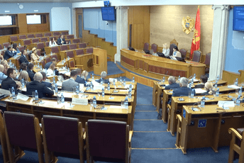 Nimanbegu: Zakon populistički; Đurović: Ako postoji u svim zemljama EU onda vjerovatno ima smisla Nimanbegu: Zakon populistički; Đurović: Ako postoji u svim zemljama EU onda vjerovatno ima smisla