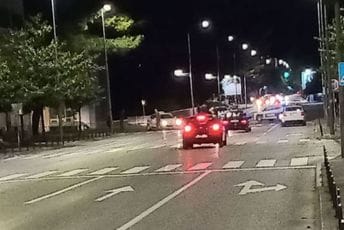 Udes u Podgorici, povrijeđene dvije osobe Udes u Podgorici, povrijeđene dvije osobe