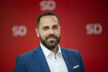 Čelanović: Abazović uz pomoć DF-a smanjuje ruski uticaj u Crnoj Gori Čelanović: Abazović uz pomoć DF-a smanjuje ruski uticaj u Crnoj Gori