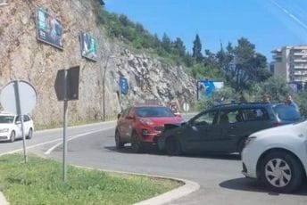 Udes u Budvi, nema povrijeđenih Udes u Budvi, nema povrijeđenih