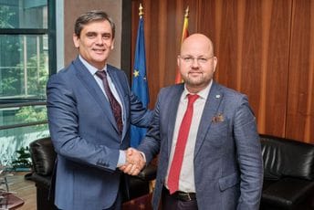 Ibrahimović sa Lundbergom: Crna Gora partnerski okrenuta međunarodnoj zajednici Ibrahimović sa Lundbergom: Crna Gora partnerski okrenuta međunarodnoj zajednici